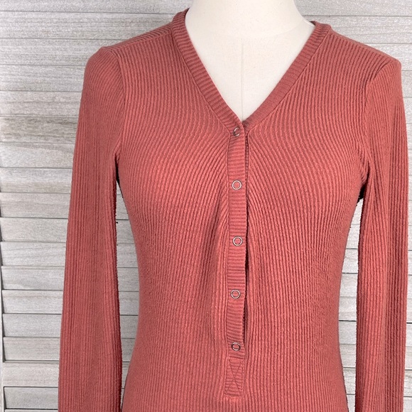 FOREVER 21 Women's Pajama Shortie Romper Long Sleeves Rosy Mauve-Large - Picture 2 of 4